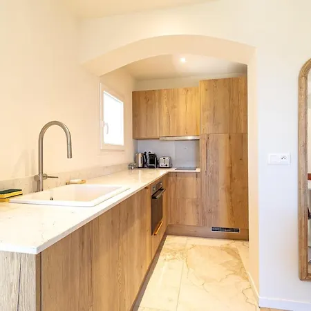 Elegant - Panoramic Vineyard View * קסיס