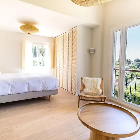 Elegant - Panoramic Vineyard View קסיס