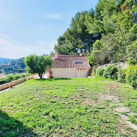 Elegant - Panoramic Vineyard View *